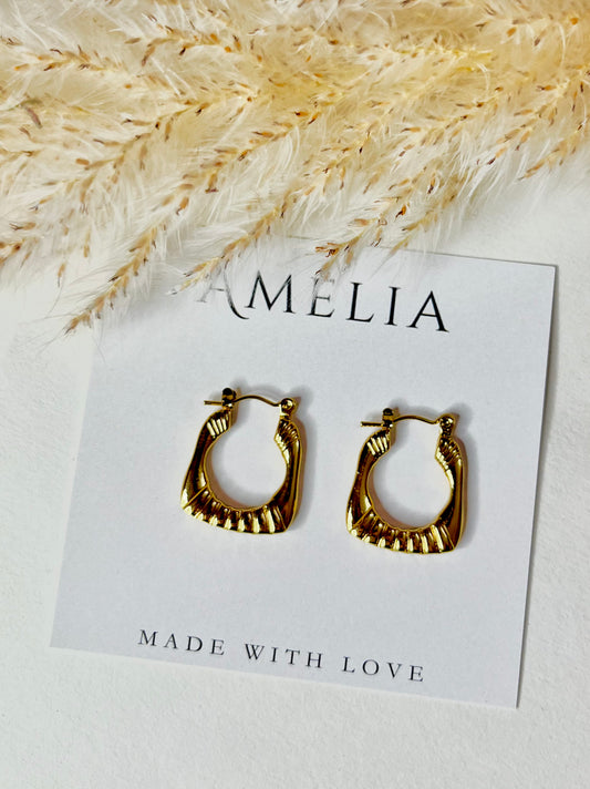 Alma Earrings