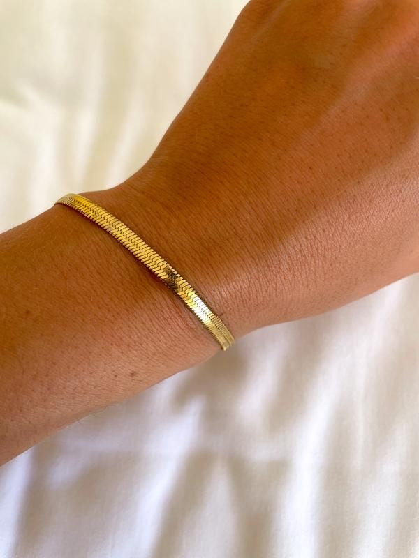 Snake chain bracelet